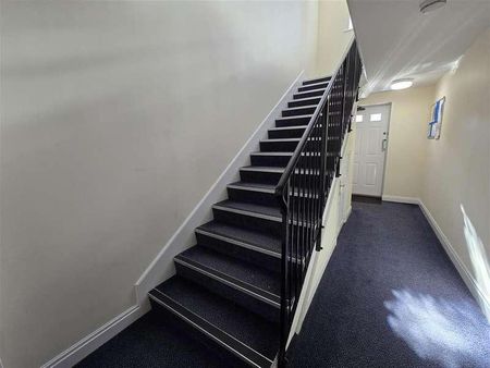 Tff Field Close, Sturminster Newton, DT10 - Photo 5