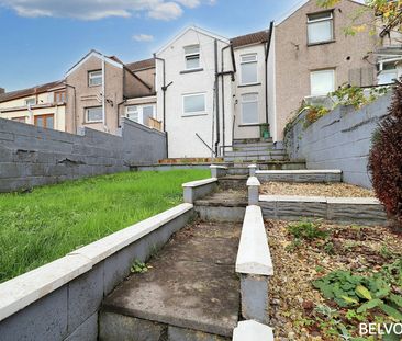 Terraced House to rent on - Photo 1