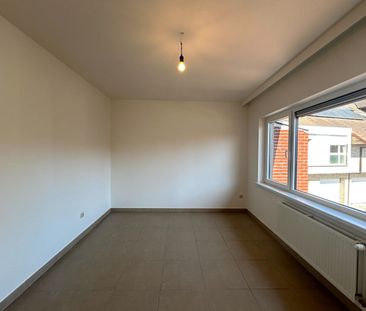 Instapklare woning met 3 slaapkamers in het centrum van Beveren (Ro... - Photo 2