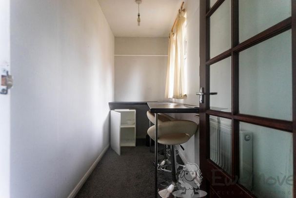 3 bedroom apartment to rent - Photo 1