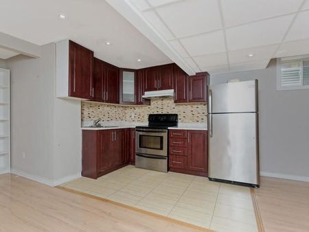 For Lease - 960 Philbrook Drive Unit# Lower, Milton, Ontario - Photo 4