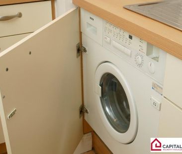 3 bedroom flat to rent - Photo 6