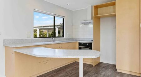 142a Lynwood Road, New Lynn, Auckland - Photo 3