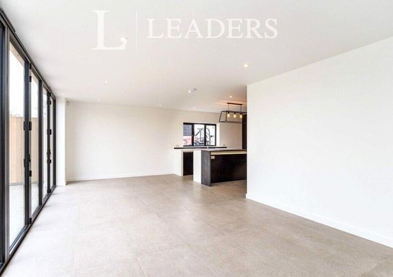 2 bedroom bungalow to rent - Photo 1