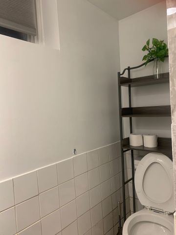 For Lease - 200 Phyllis Avenue Unit# Lower, Toronto, Ontario - Photo 4
