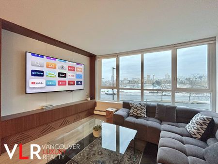 Condo in Downtown Vancouver, BC - Photo 4