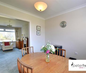 3 bedroom end of terrace house to rent - Photo 4