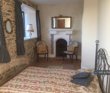 3 bedroom semi-detached house to rent - Photo 4