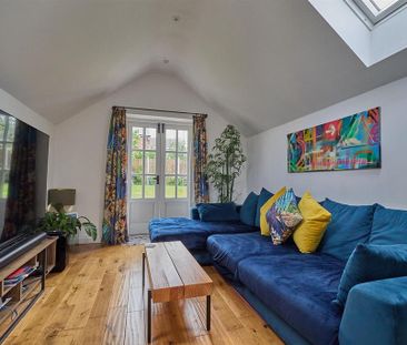 3 bedroom detached house to rent - Photo 3