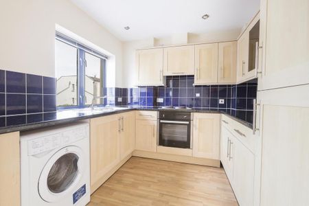 2 bedroom flat to rent - Photo 4