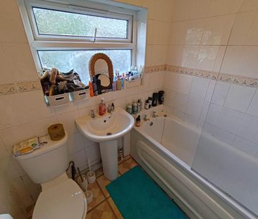 3 bedroom house to rent - Photo 3