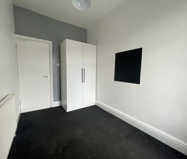 5 bedroom terraced house to rent - Photo 2