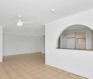 SPACIOUS BEACHFRONT LIVING - Photo 1