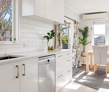 Character & Modern Comfort in the Heart of Howick - Photo 5