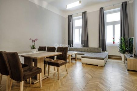 Kiadó újszerű állapotú lakás - Budapest VI. kerület - Photo 5
