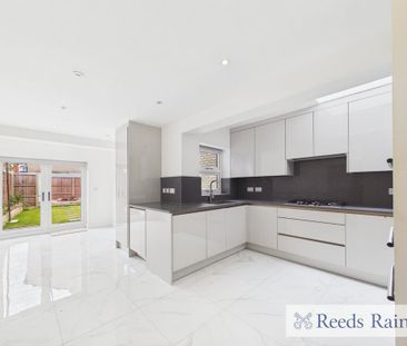 5 bedroom terraced house to rent - Photo 1