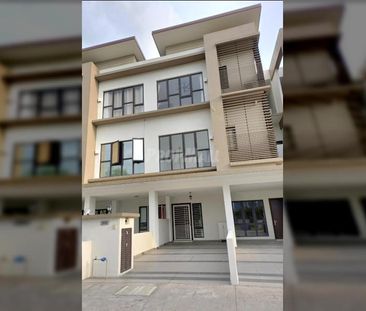 N'Dira Landed Triple Storey Intermediate Townhouse, 16 Sierra Puchong - Photo 4