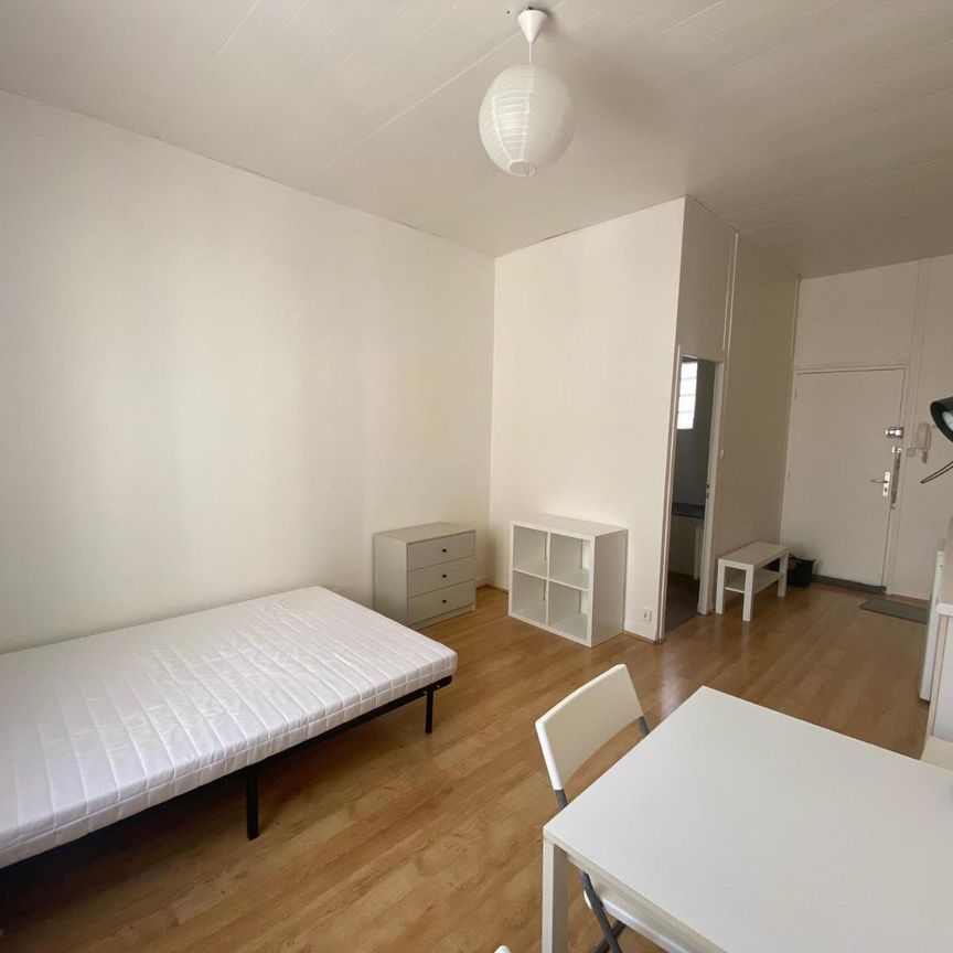 Location Appartement 1 pièce 23m² BORDEAUX 33800 - Photo 1