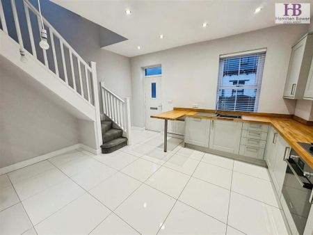 1 bedroom end of terrace house to rent - Photo 2