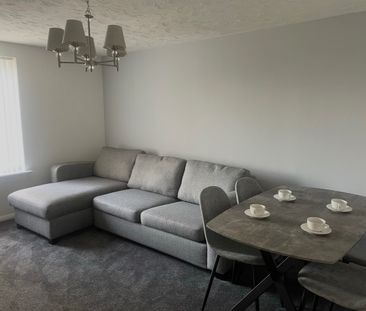 2 Bed Flat, Drapers Fields, CV1 - Photo 1