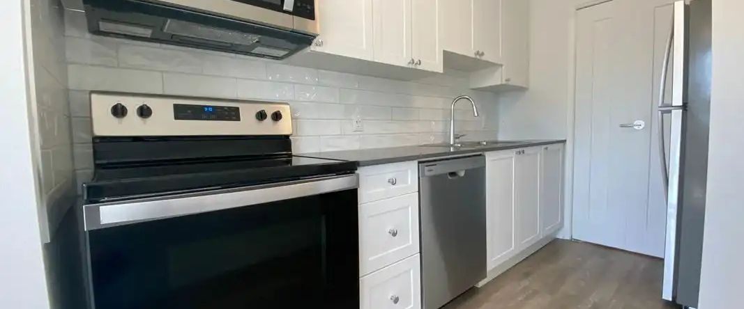 118, 124 Christopher Drive — 2 Bedroom - Photo 1
