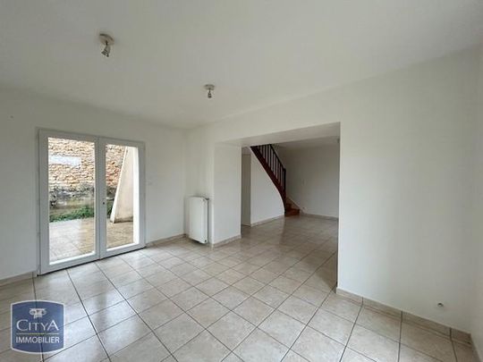 Location Maison 4 pièces 97m² ST BENOIT 86280 - Photo 1