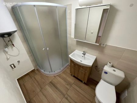 Pronájem bytu 1+kk 47 m² - Photo 2