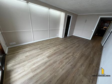 Piso de alquiler en Parque Lisboa - La Paz - Photo 3