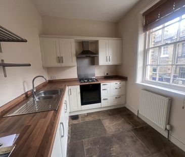 2 bedroom terraced house to rent - Photo 5