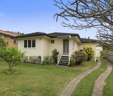 Cute and Cosy Cottage in a Fabulous Location - Photo 5