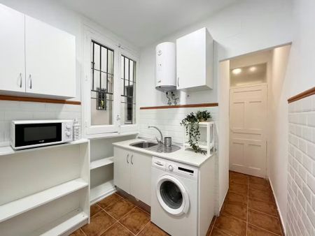 Calle de San Bernardo, Madrid, Community of Madrid 28015 - Photo 5