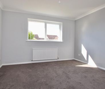 2 bedroom bungalow to rent - Photo 2