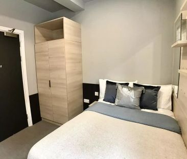 Premium Accessible Studio - Photo 3