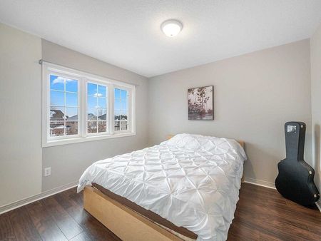 For Lease - 104 William Booth Avenue, Newmarket, Ontario - Photo 3