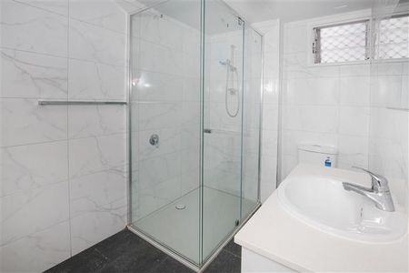 Modern, Low-Maintenance Living in a Prime Central Location! - Photo 5