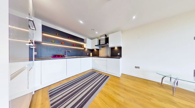 Waterfront Apartments, Dundee - Photo 1