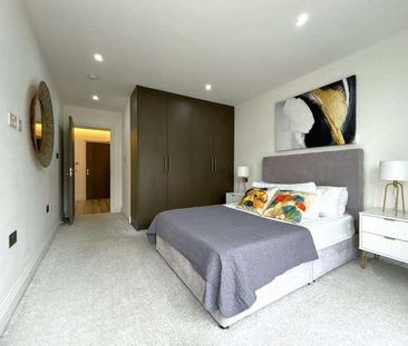 Drake House, Drake Avenue, Staines-upon-thames, Surrey, TW18 - Photo 5