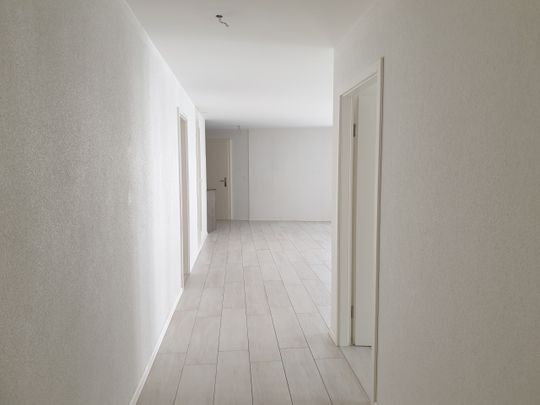 Grand appartement de 2 pièces au centre de Boudry avec ascenseur - Foto 1