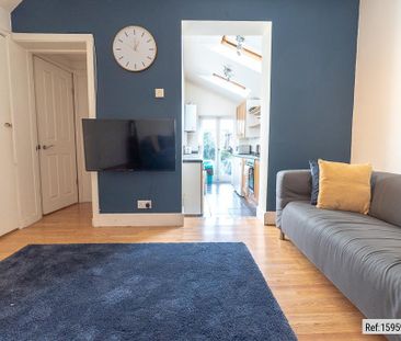 5 bedroom terraced house to rent - Photo 3