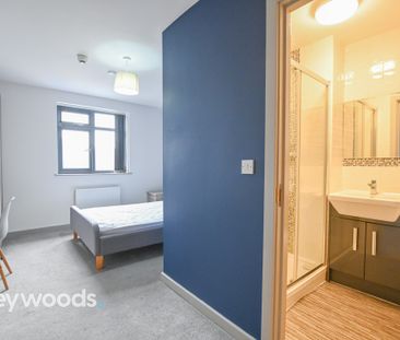1 bed house of multiple occupation to rent in Lord John House, Hanl... - Photo 3