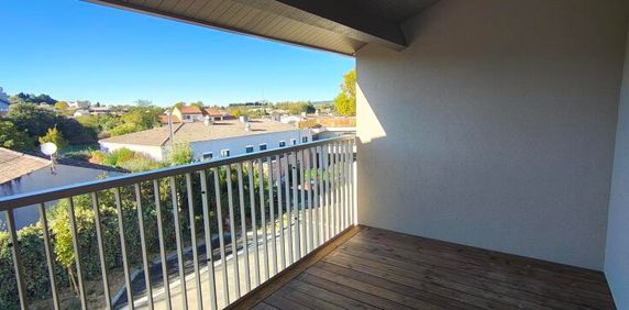 Location Appartement 1 pièce 30m² CASTELNAUDARY 11400 - Photo 2