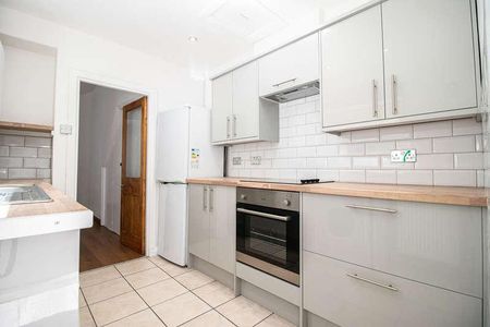 Florentia Street, Cardiff, CF24 - Photo 2