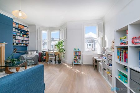 2 bedroom apartment to rent - Photo 3