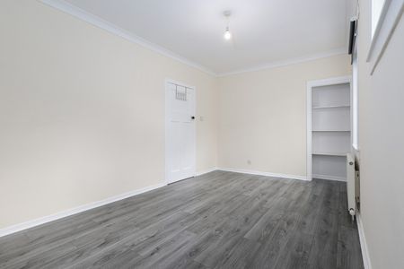 whitehurst, Glasgow, G61 4PF - Photo 2