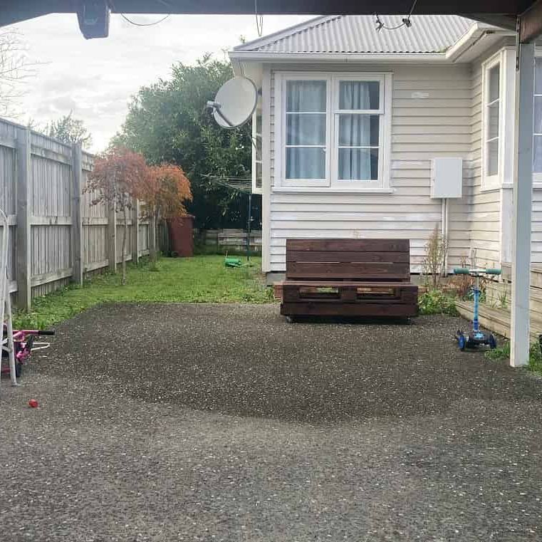 Lovely family home - Photo 1