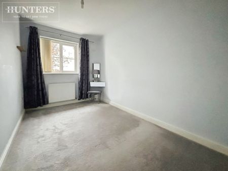 2 bedroom Flat To Let Total Size: 700 SQ FT - Photo 4
