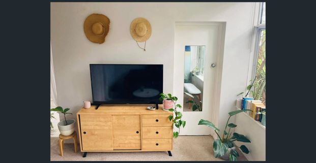 Ideal Studio apartment in sublime location - Photo 1