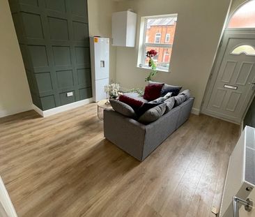 Room in a Shared House, Barton Terrace, LS11 - Photo 6