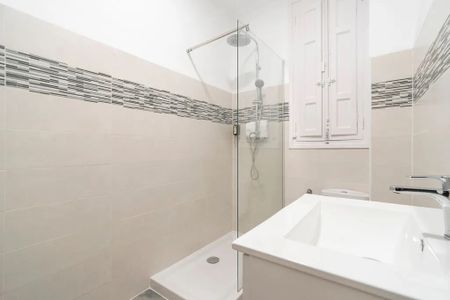 Carrer de Francesc Cubells, Valencia, Valencian Community 46011 - Photo 4