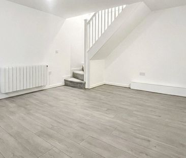 2 bedroom house to rent - Photo 1